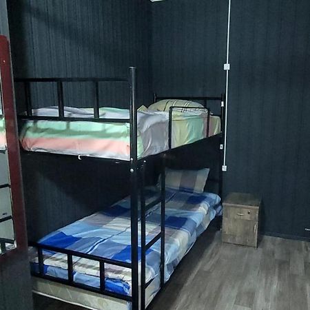 Kiev Hostel Tbilisi Esterno foto