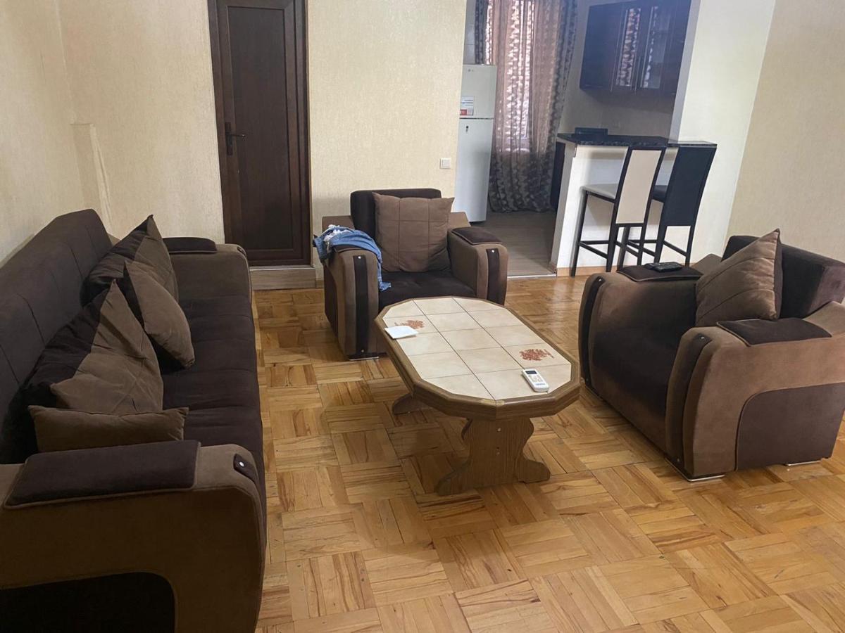 Kiev Hostel Tbilisi Esterno foto
