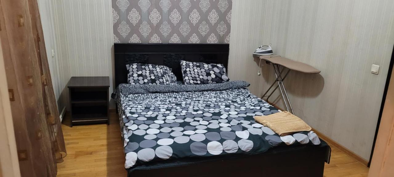 Kiev Hostel Tbilisi Esterno foto