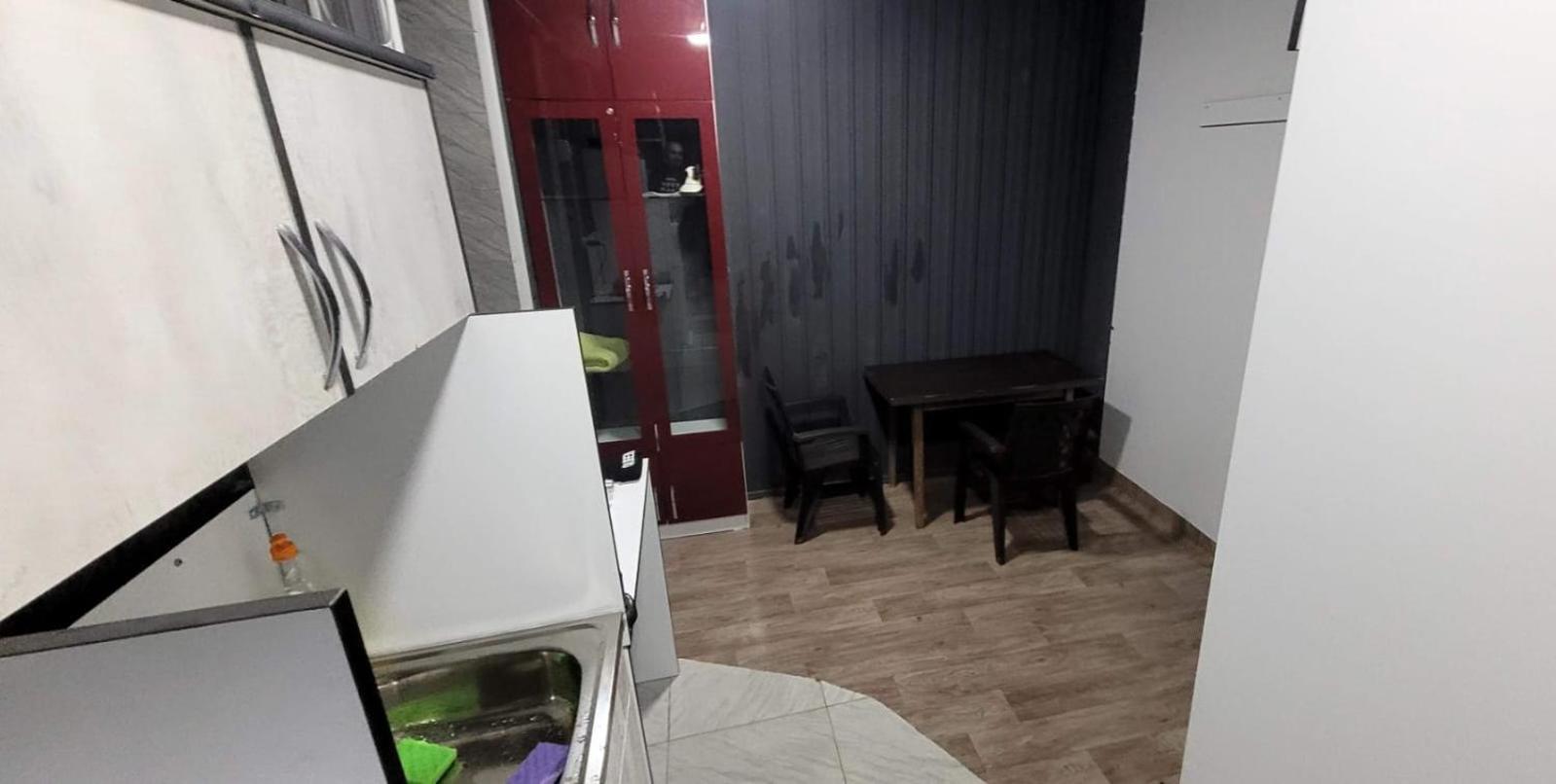 Kiev Hostel Tbilisi Esterno foto