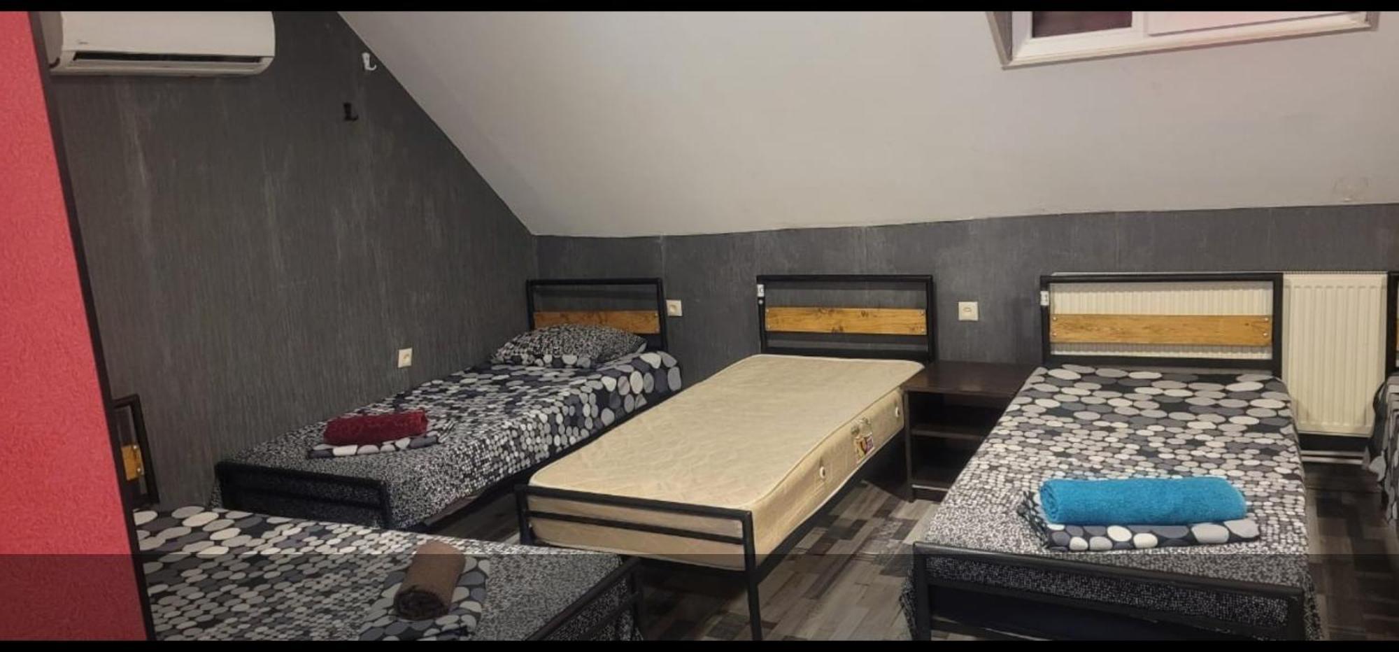 Kiev Hostel Tbilisi Esterno foto