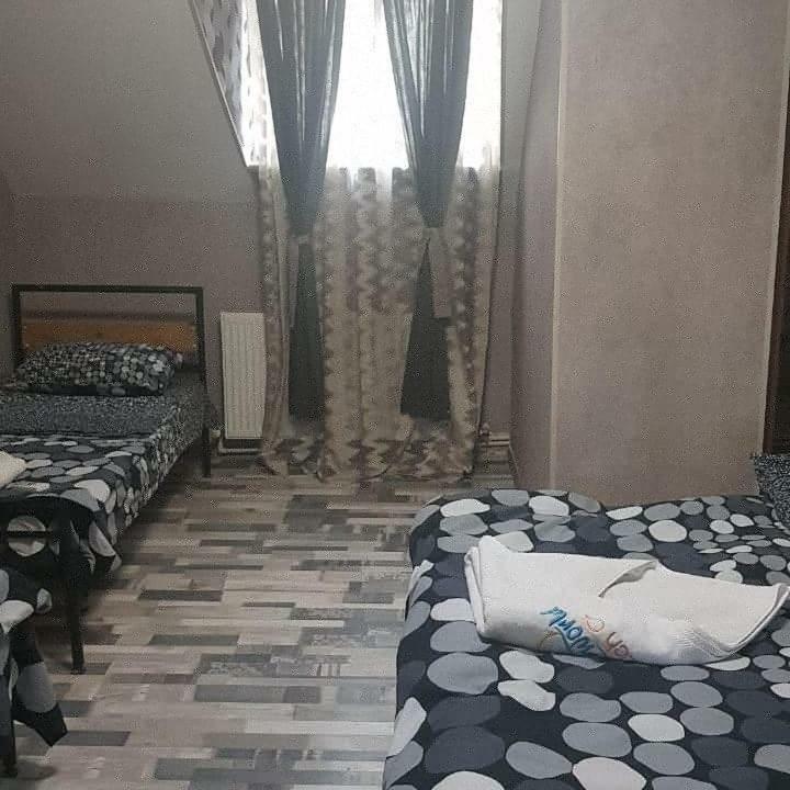 Kiev Hostel Tbilisi Esterno foto