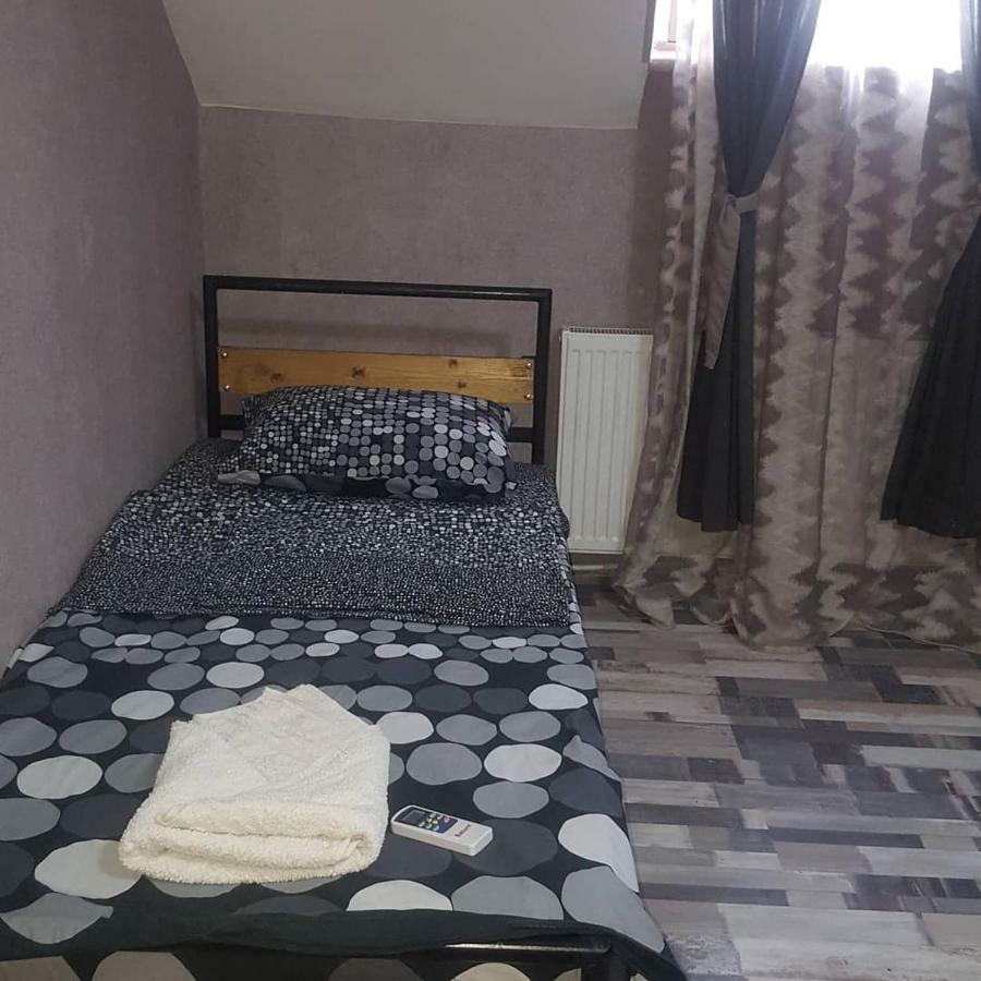 Kiev Hostel Tbilisi Esterno foto