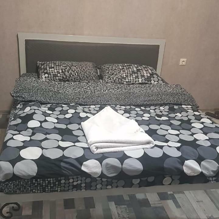 Kiev Hostel Tbilisi Esterno foto