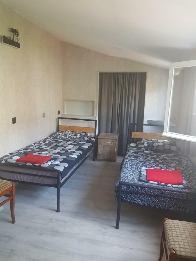 Kiev Hostel Tbilisi Esterno foto